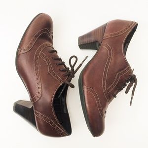 Eurostep Leather Gabrielle Oxford Stacked Heels